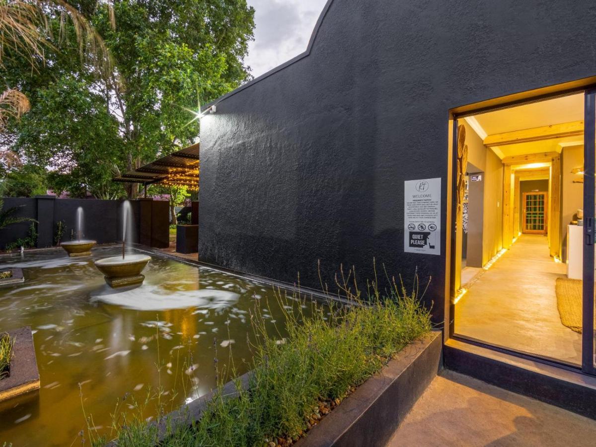 Royal Tree Guest House Potchefstroom Extérieur photo