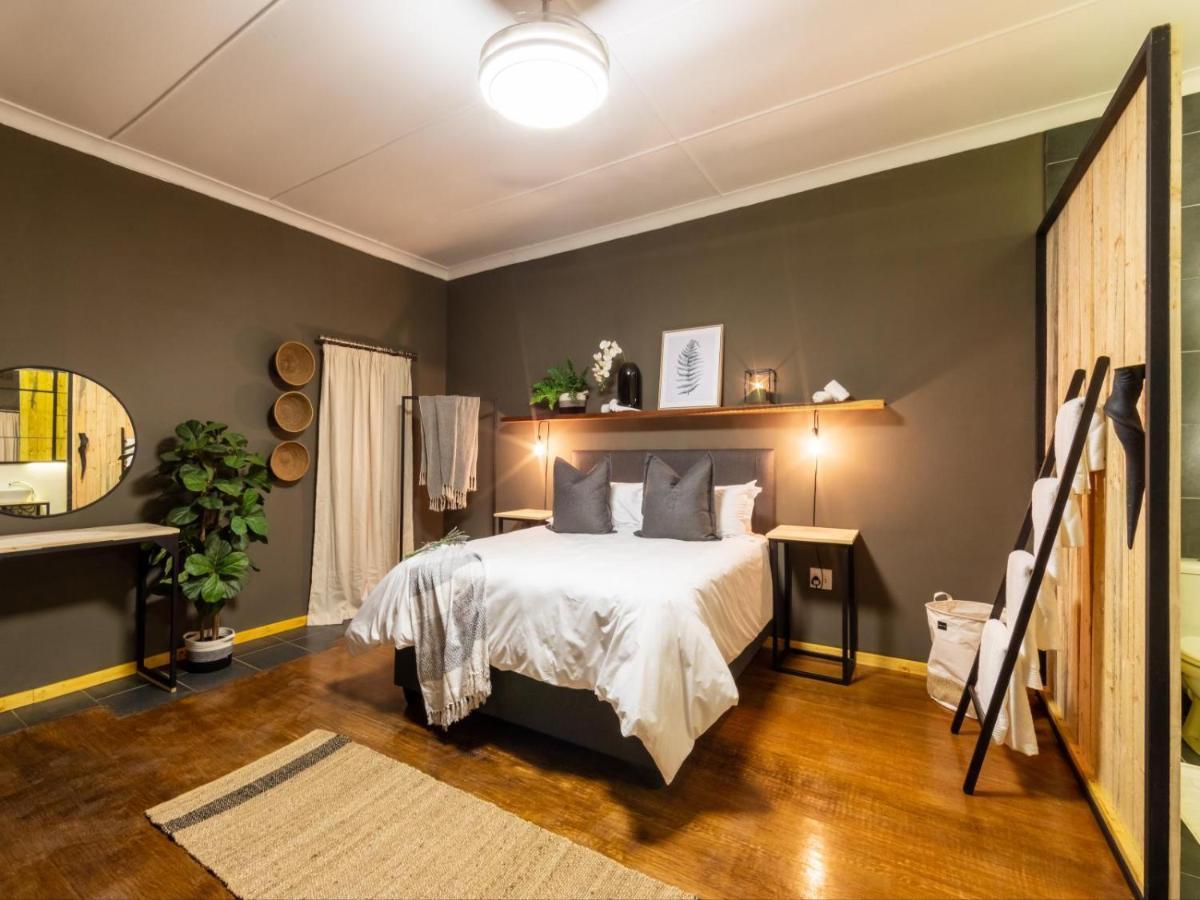 Royal Tree Guest House Potchefstroom Extérieur photo